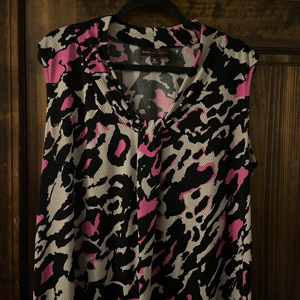 Pink/tan/black Snake Print Blouse - Dana Buchman - XL